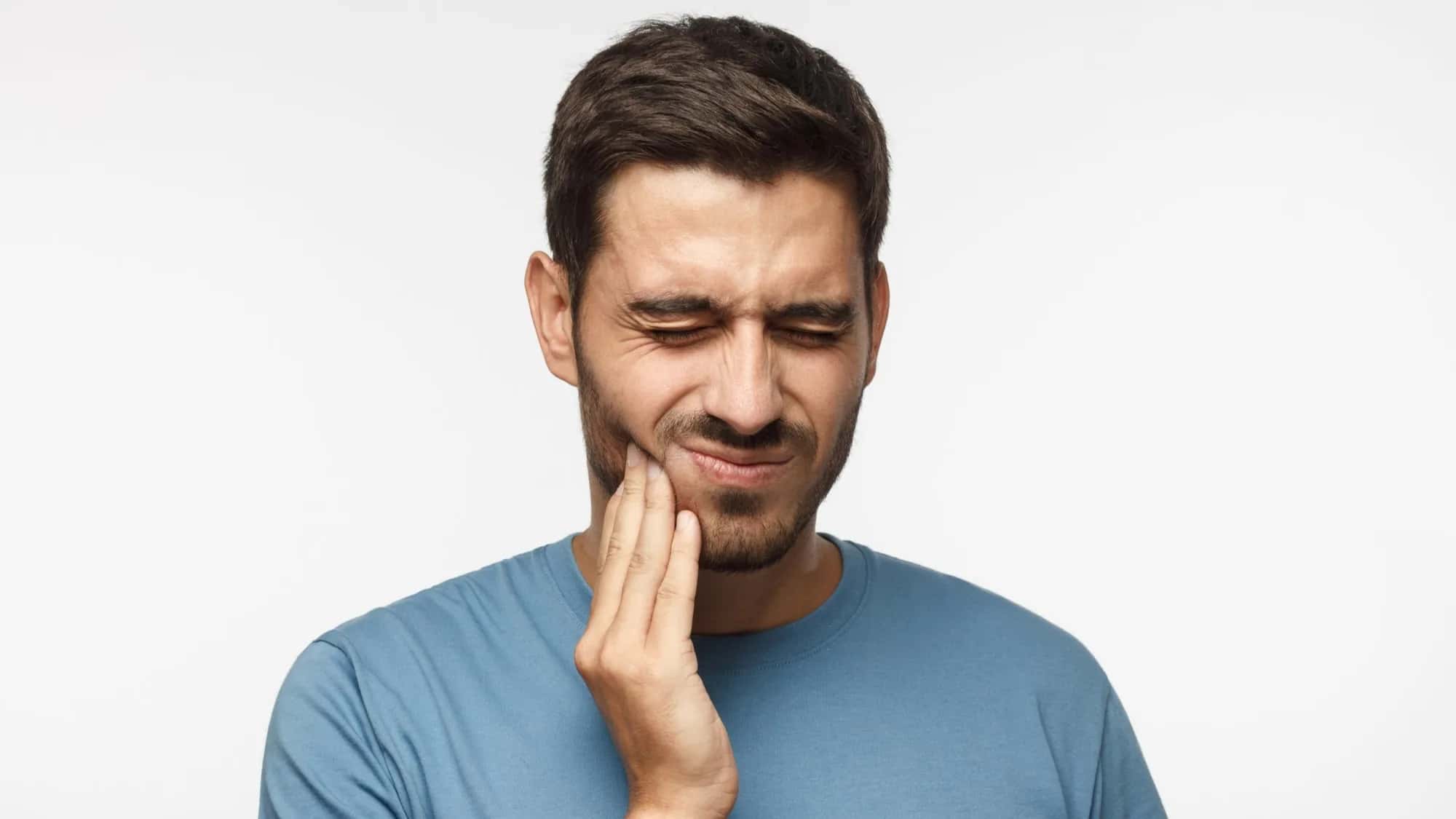 Diş Ağrısı İçin 5 İlaçsız Karışım Önerisi