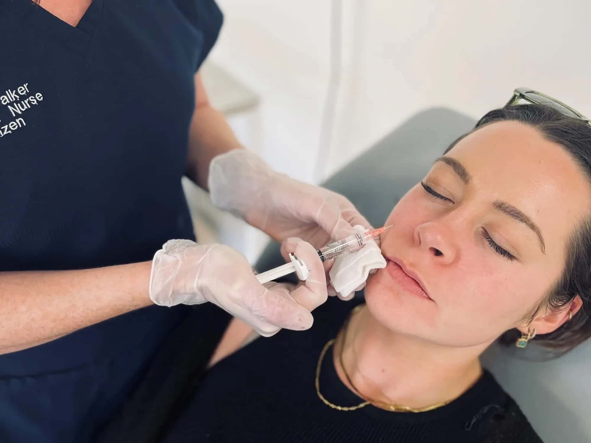 Profhilo ve Skin Booster Arasındaki Farklar