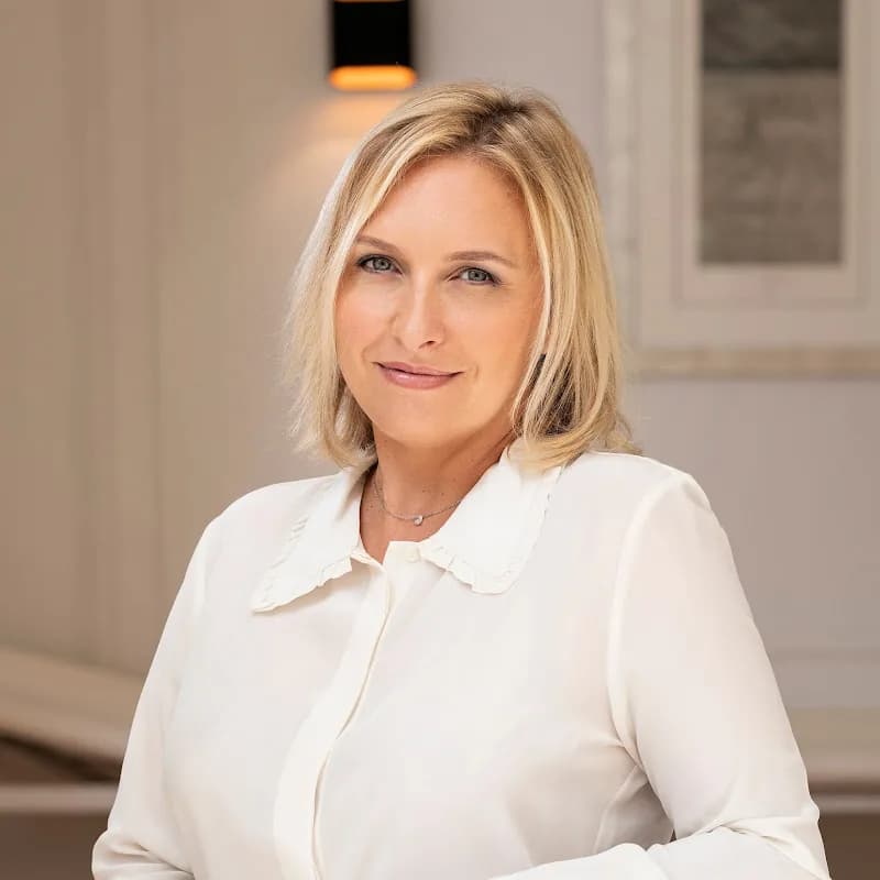 Christelle Santini Clinic